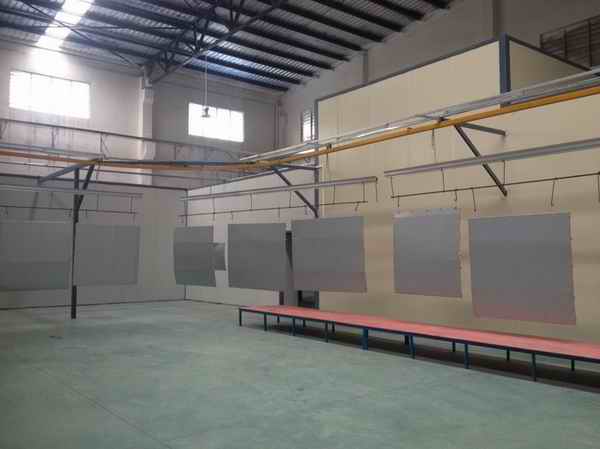 日本蘭氏噴涂設(shè)備