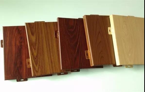 仿木紋鋁單板